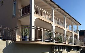 Apartments Mirjana